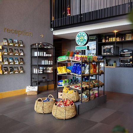 Van Der Valk Hotel Eindhoven Esterno foto