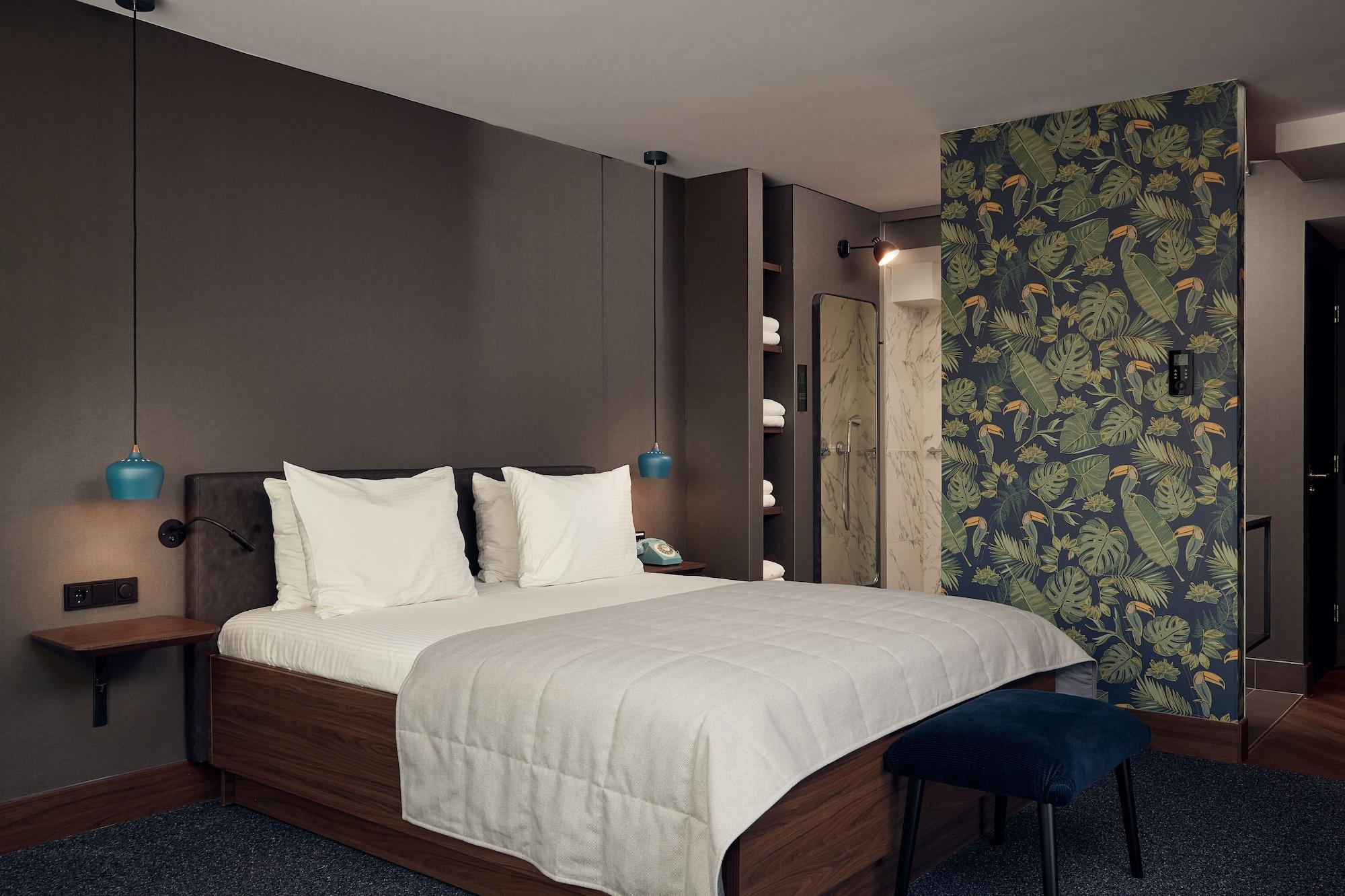 Van Der Valk Hotel Eindhoven Esterno foto