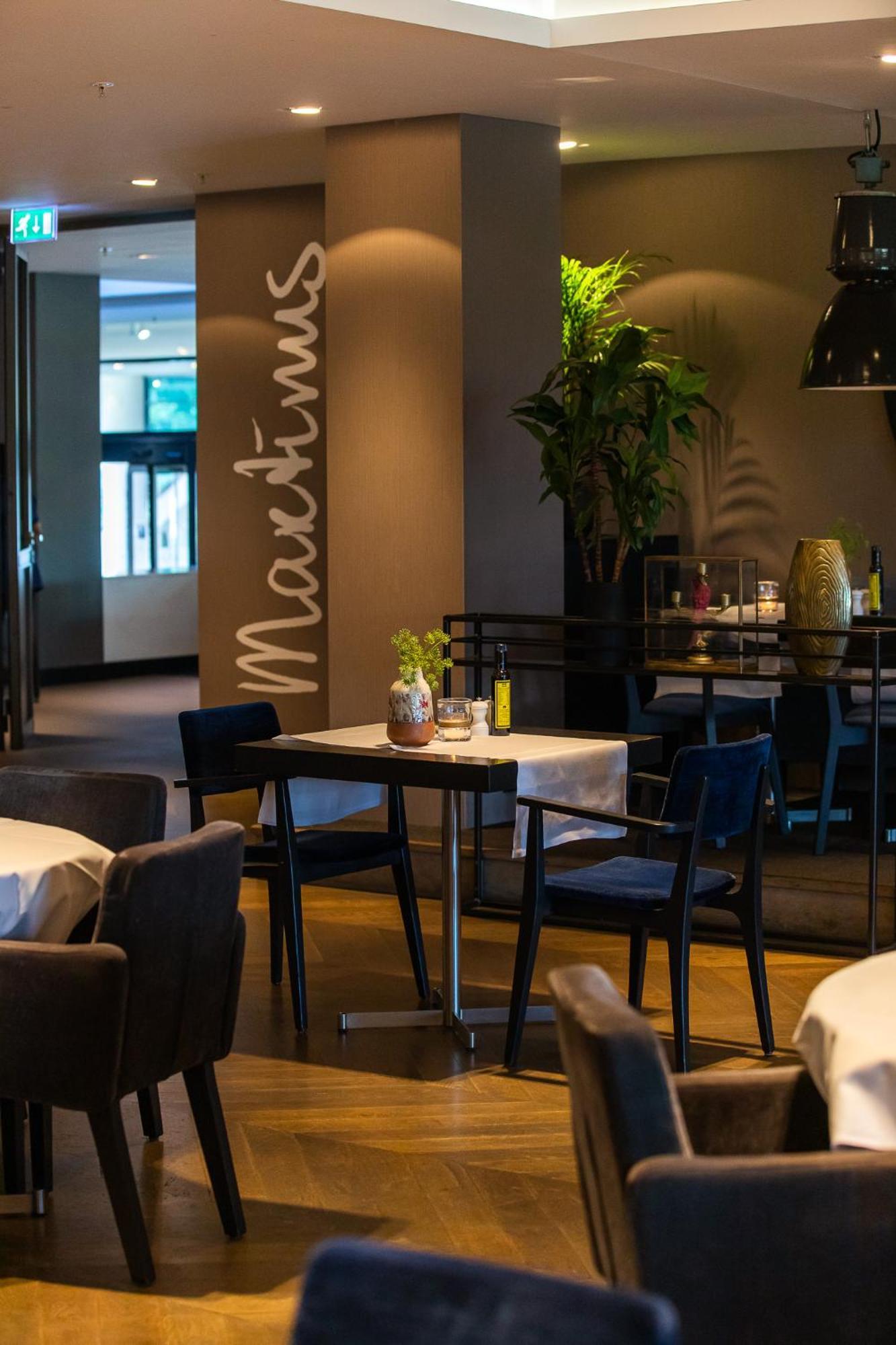 Van Der Valk Hotel Eindhoven Esterno foto