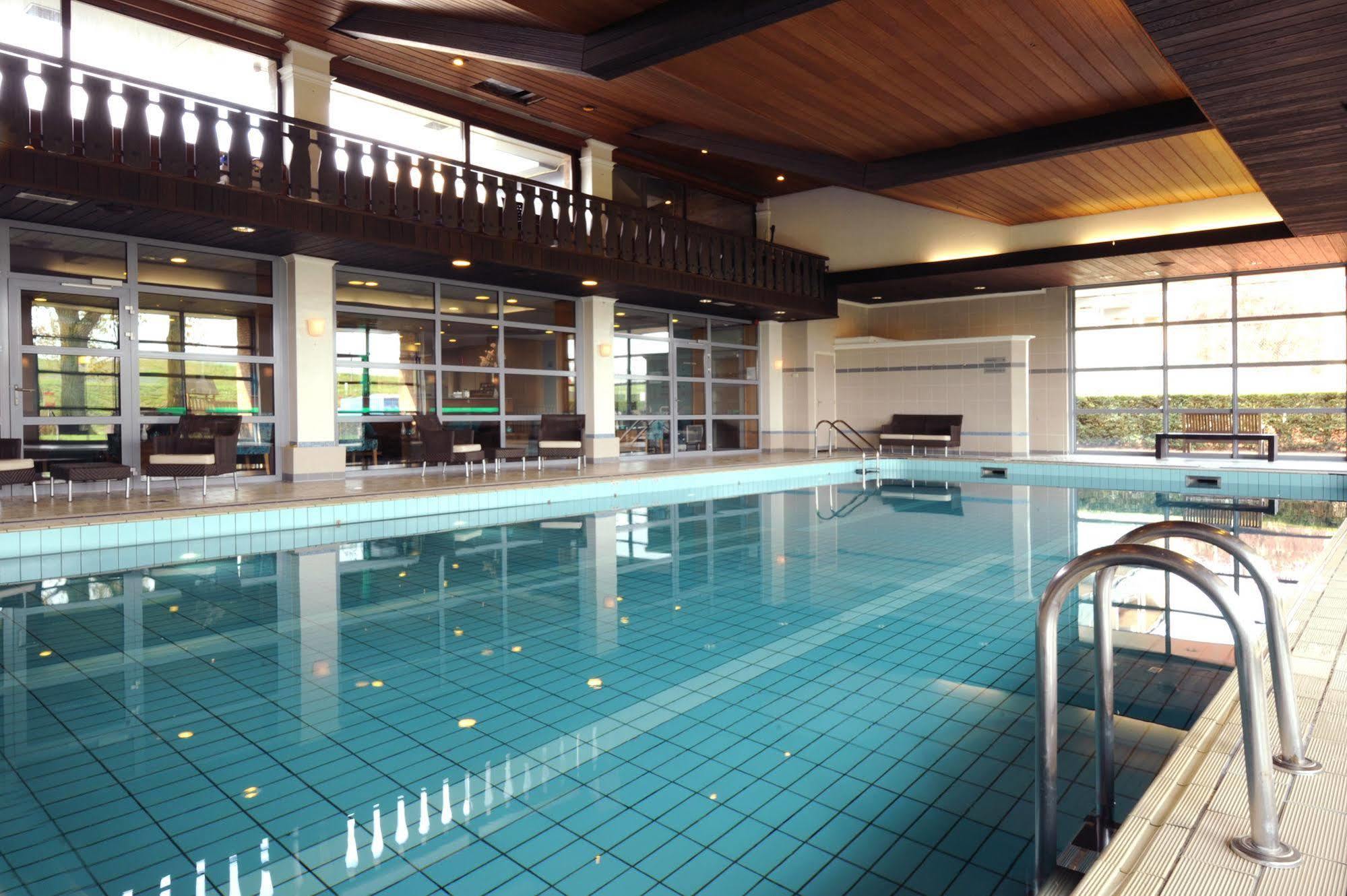 Van Der Valk Hotel Eindhoven Esterno foto