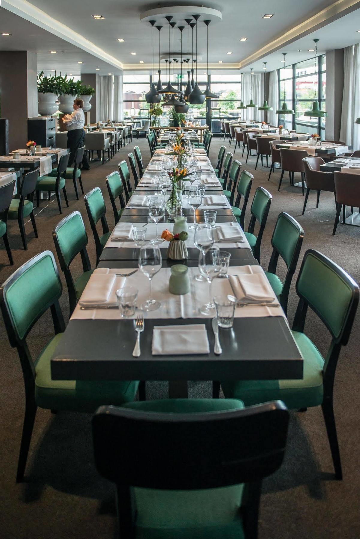 Van Der Valk Hotel Eindhoven Esterno foto